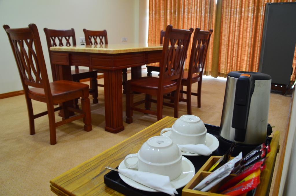 Myat Nan Yone Hotel Naypyidaw Exterior foto
